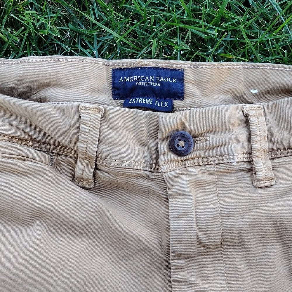 American Eagle 28 x 32 Slim Straight Khaki Extreme Flex Mens Pants
